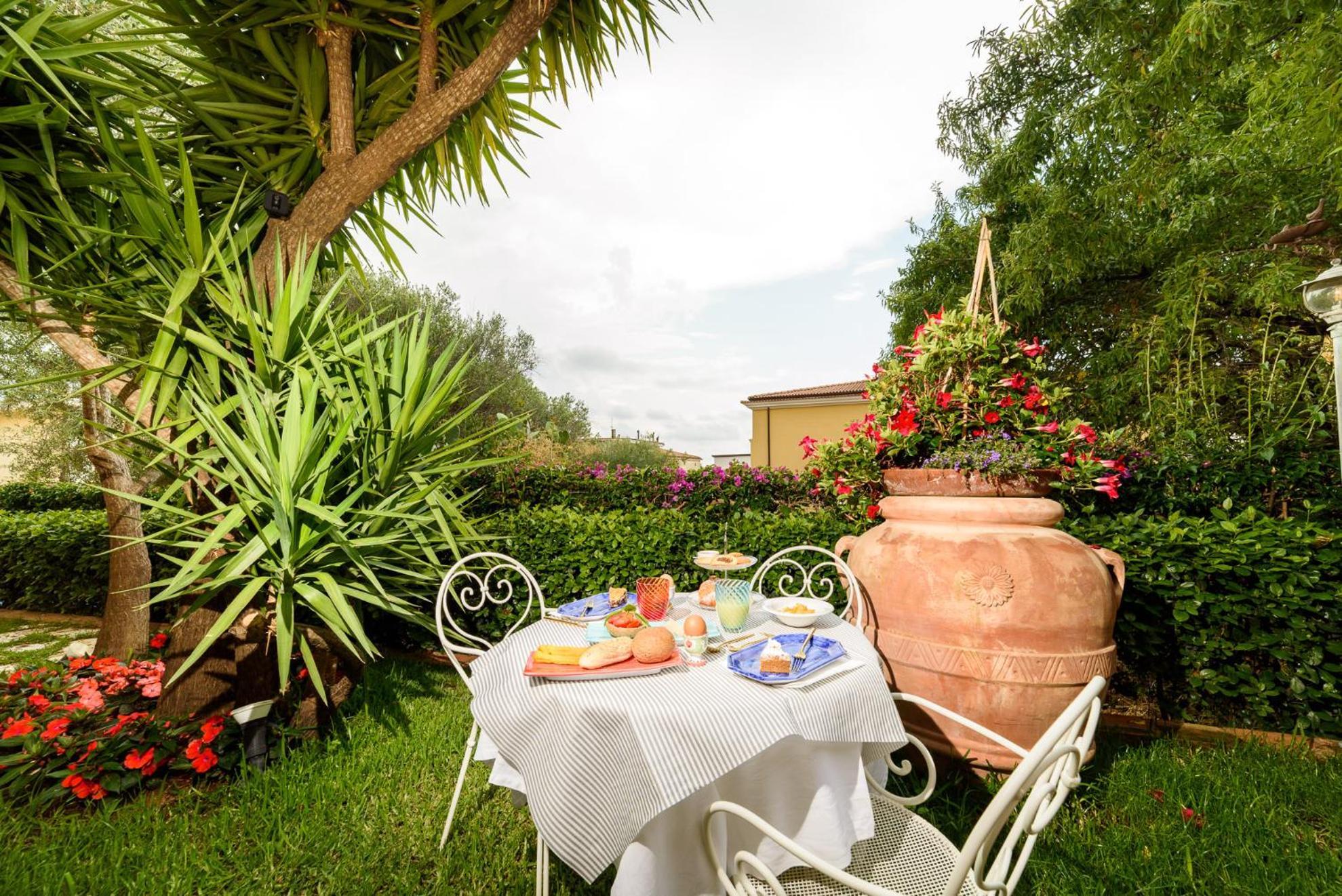 La Casa Di Paolo Casa Di Charme Hotell Marina di Camerota Eksteriør bilde